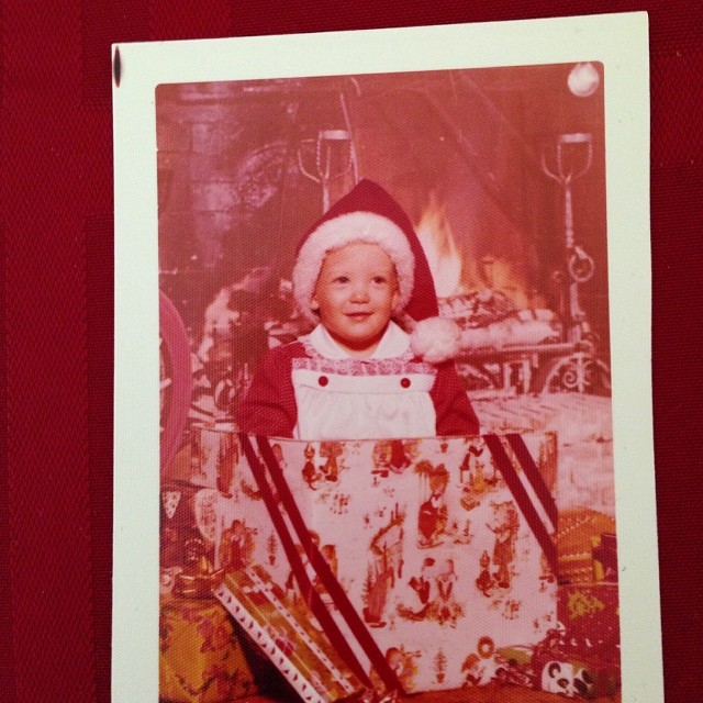 Guess who! 😜 #vintage #christmas #photos #1970s #kidinabox #iwassocute